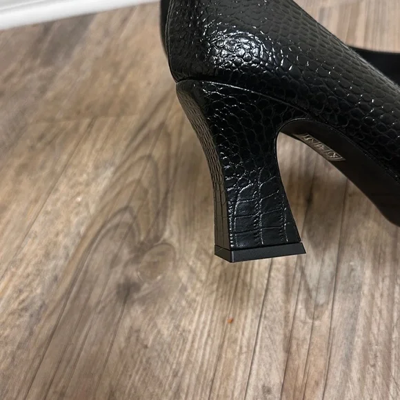 NWOT AQUATALIA CELE Black Pumps Size 12 M - Picture 3 of 7